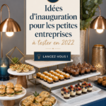 Un groupe de femmes souriantes lors du lancement d'une petite entreprise, avec décorations colorées et ambiance festive.