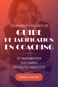 Femme coach réfléchissant à comment ajuster ses tarifs de coaching