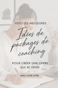 Femme coach discutant de son offre de forfaits de coaching avec un client.